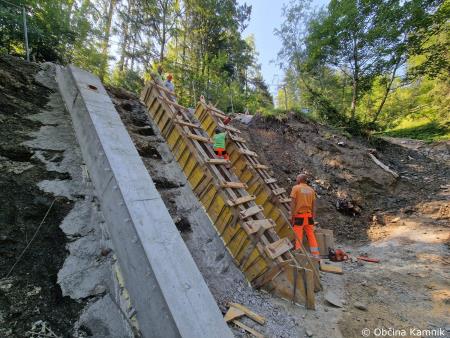 Sanacija plazu pod občinsko cesto Laze-Vrhač (5)